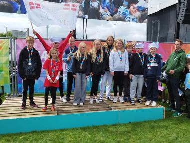 4. klasse på podiet ved SKOLE OL